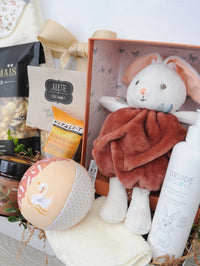 Panier cadeau douceurs de la maternité