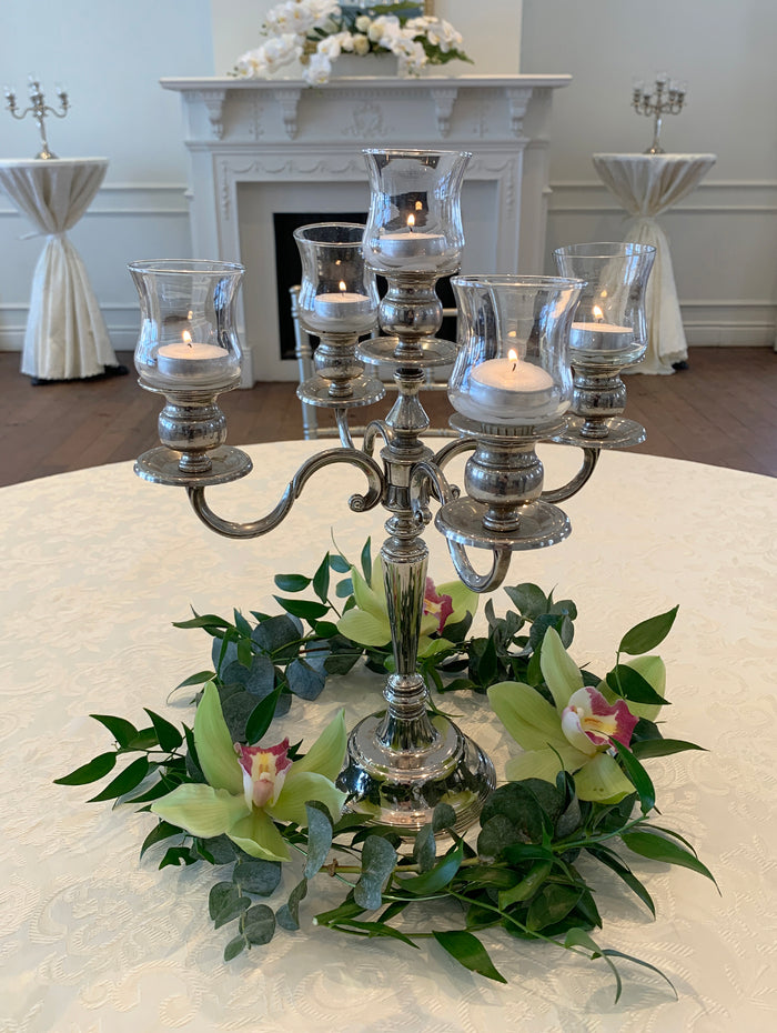 Centre de table orchidées au chateau