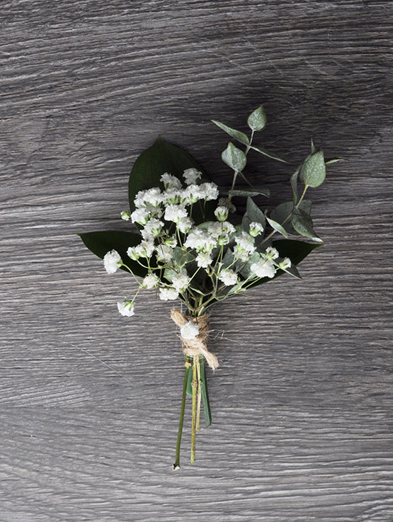 Corsage et boutonnière soupir de bebe