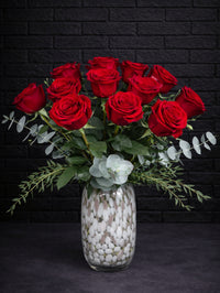 BQT042 Douzaine de roses rouges à l’européenne 