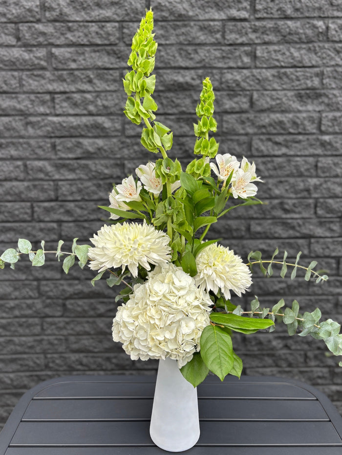 BQT238 Bouquet de fleurs blanc élancé