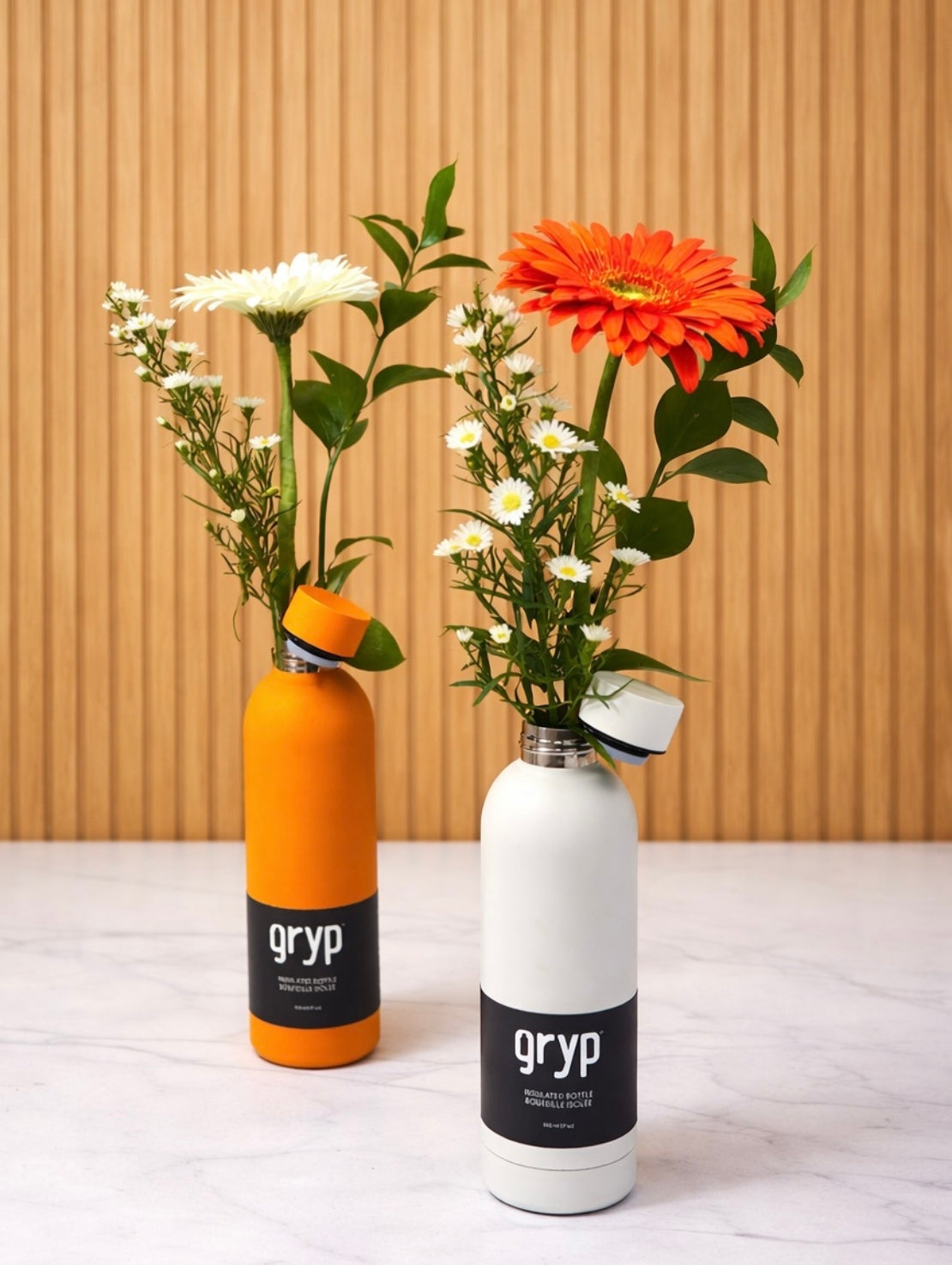 BQT204 Bouteille réutilisable et sa fleur en cadeau