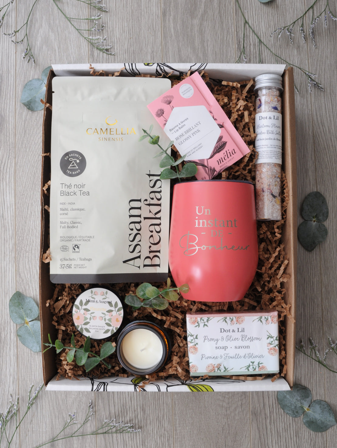 A moment of happiness gift box