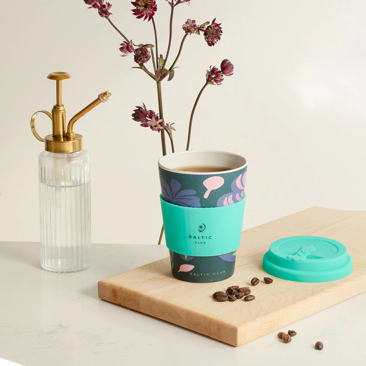 Bouquet of hydrangeas & eco-friendly mug