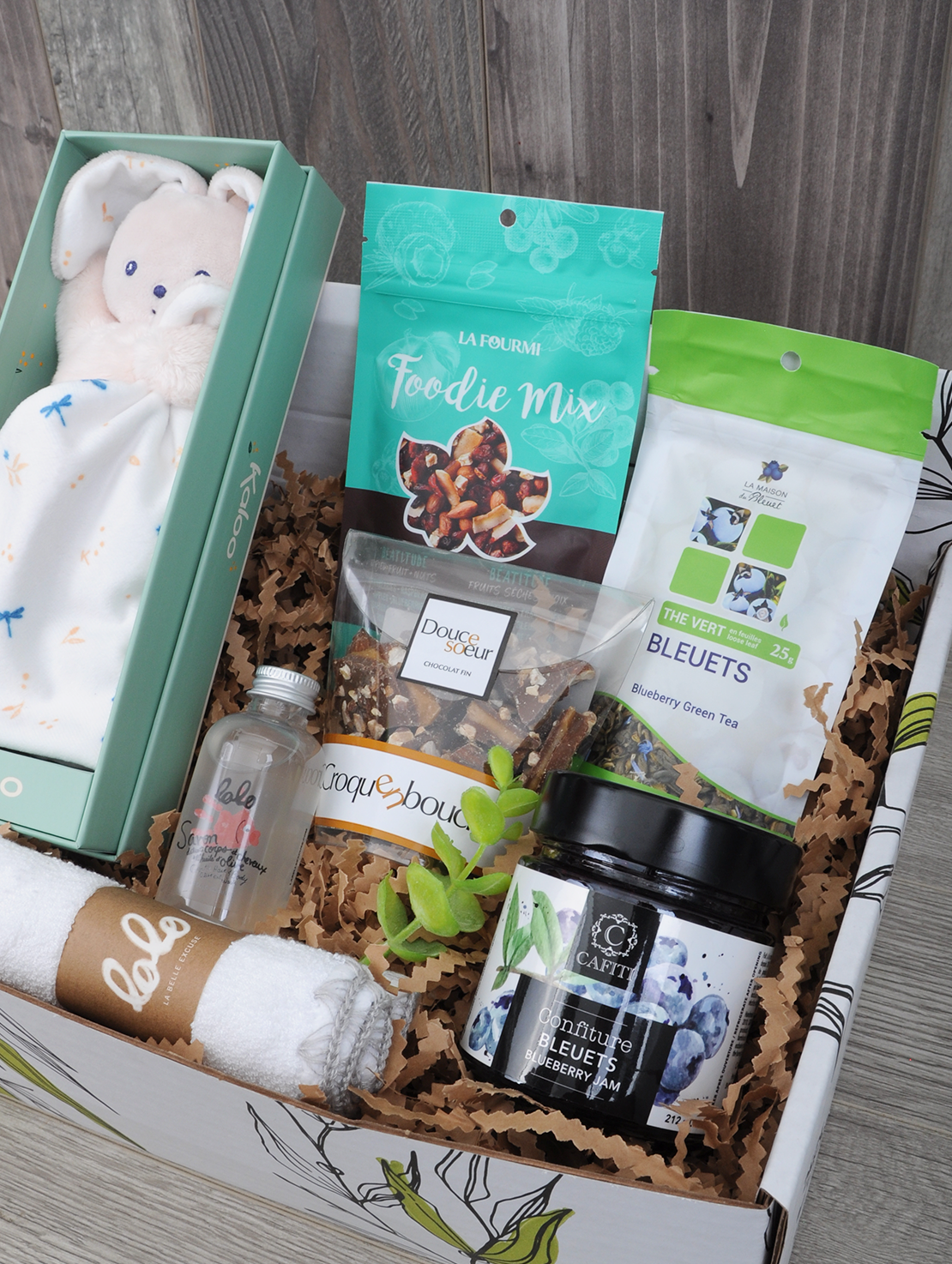 Boîte cadeau surprise pour bébé et la famille