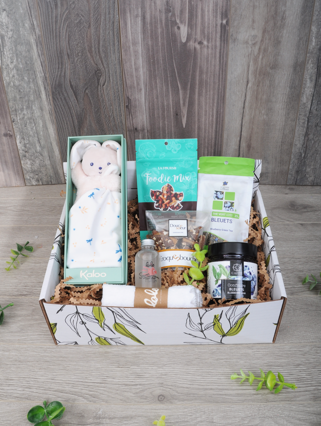 Boîte cadeau surprise pour bébé et la famille
