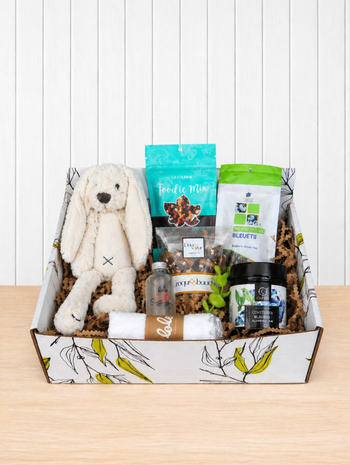 NAI061 Boîte cadeau surprise pour bébé et la famille