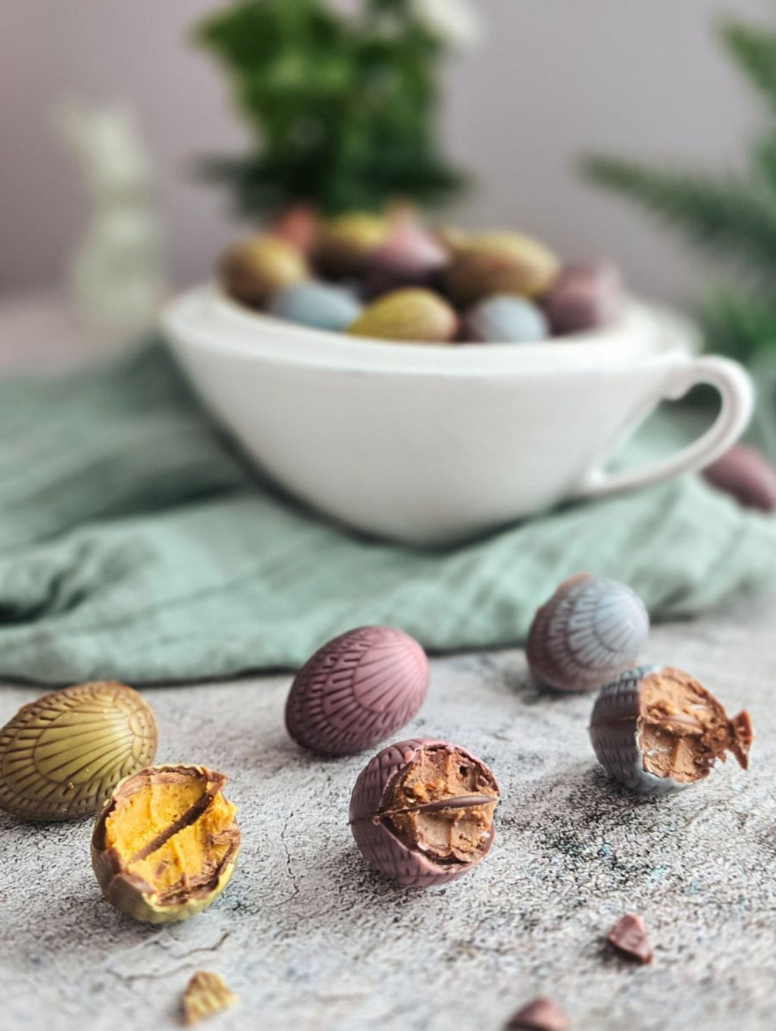 PAQ017 Petits œufs gourmands en chocolat