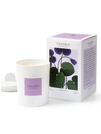 Théorie candle violette sucrée