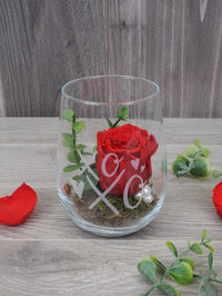 Rose éternelle rouge romantique